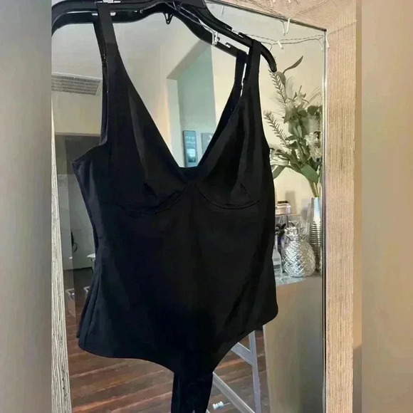 SHAPELLX AirSlim® Body Contour V-Neck Thong Bodysuit - Picture 7 of 10